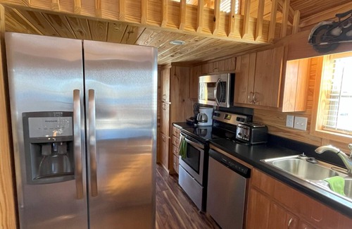 Mammoth Creek Cabin | Cabins by Panguitch Lake: Where Rustic Charm Meets Amazing Fishing!
