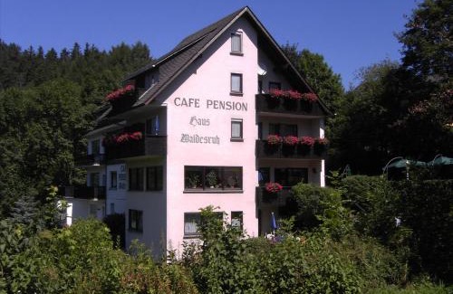 Schwalefeld House | Cafe-Pension Waldesruh