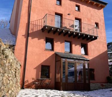 Das Apartment | Cal Barné, acogedor alojamiento con jardín en Das