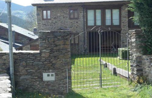 Toses House | Cal Masover, casa de piedra rehabilitada
