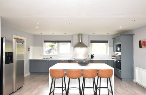 Woolacombe House | Cala Vista - Four Bedroom House, Sleeps 8