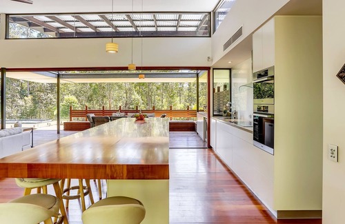 Doonan House | Calanthe Acreage - Doonan