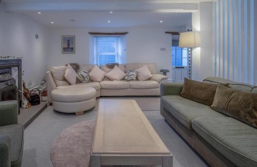 Solva House | Caleb's Cottage - 4 Bedroom Cottage - Solva