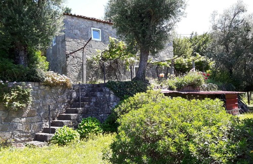 Calheiros House | Calheiros: Rural house with swimming pool and romantic garden, near Ponte de Lima