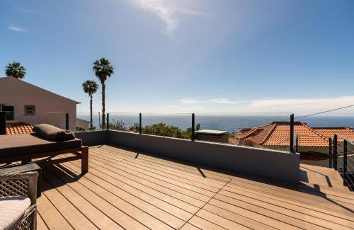 Arco da Calheta Villa | Calheta Tangerine House
