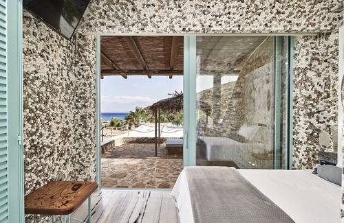 Milopotas Hotel | Calilo
