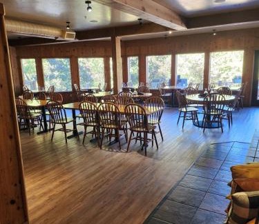 Ashland Hotel | Callahan's Mountain Lodge