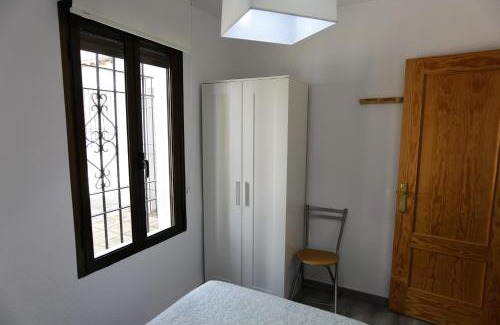 San Basilio Apartment | Calle San Basilio - Patios. Aparcamiento gratis