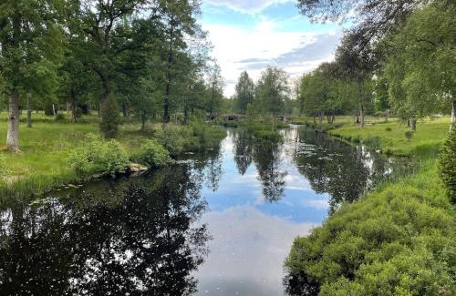 Växjö Villa | Calm and private country side property with own waterfront by large river
