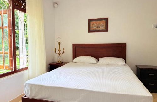 Harispattuwa Apartment | Calm Villa Kandy