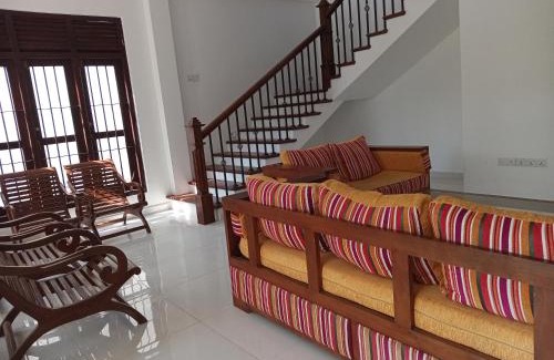 Matara Villa | Calm villa-Mirissa North-Kamburugamuwa-Nearest Madihe East