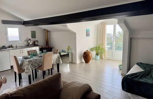 Caloura Apartment | Caloura Seaside Accommodation