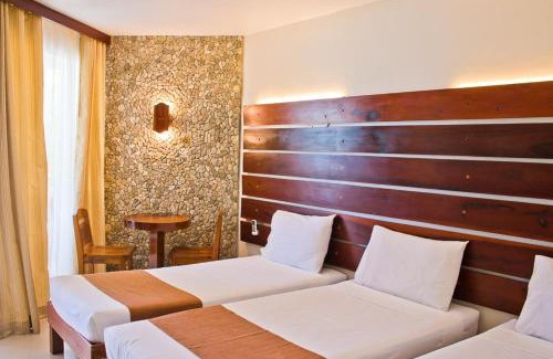 Marabut Hotel | Caluwayan Palm Island Resort & Restaurant