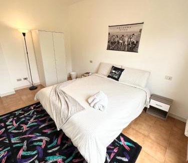 San Lazzaro di Savena House | Camera privata La Mura