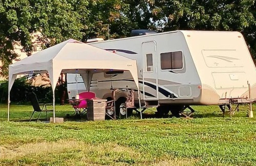 Terre Haute House | Camp Lilybug-Calm Oasis Pet Friendly!