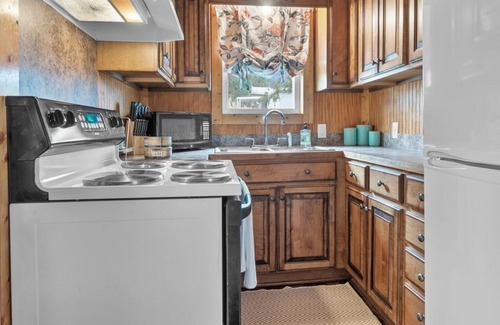 Wappapello Cabin | Camp Minnow Beach House