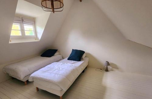 Rainfreville House | Campagne Chic 15 minute de la mer