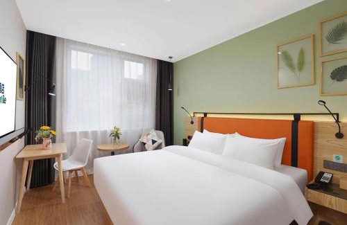 Qingshan Lake Scenic Area Hotel | Campanile NanChang MengShiDai XieJiaCun Metro Station