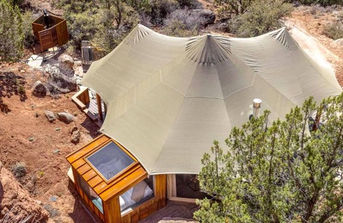 Virgin Other | Camping ∙ 1 bedroom ∙ 4 guests