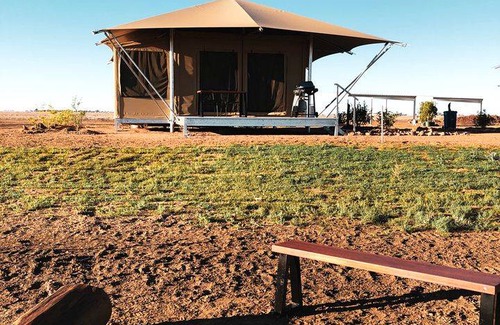Longreach Other | Camping ∙ 1 bedroom ∙ 2 guests