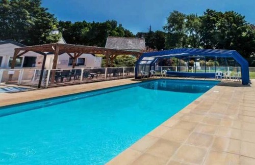 Plestin-les-Greves House | Camping 2 étoiles - Piscine - ccaba00