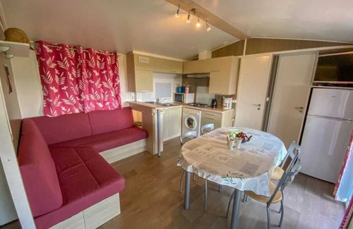 Plantades House | Camping 3 étoiles - ccaidff