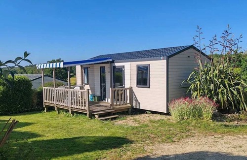 Pouldreuzic House | Camping 3 étoiles - Piscine - eeeg00