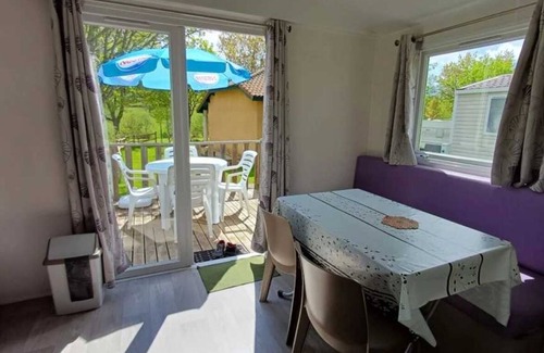 Langogne House | Camping 3 étoiles - Piscine - ccbaded