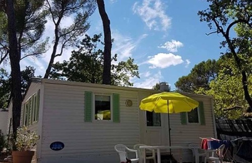 Peynier House | Camping 3 étoiles - Piscine - ccbbhgf