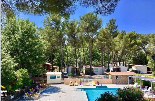 Peynier House | Camping 3 étoiles - Piscine - ccbbhgg