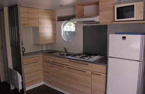 Peynier House | Camping 3 étoiles - Piscine - ccbbhhc