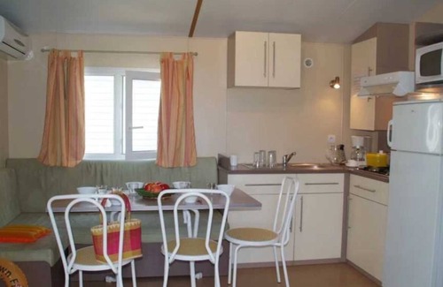 Beynes House | Camping 3 étoiles - Piscine - ccbaehf
