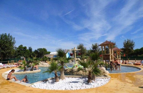 Sainte-Marie-la-Mer House | Camping 4 étoiles - Parc aquatique - efaa0h