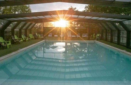 Loupiac House | Camping 4 étoiles - Piscine - efdbdg