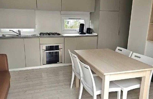 Charlieu House | Camping - ccbbcab - Two Bedroom Apartment, Sleeps 6
