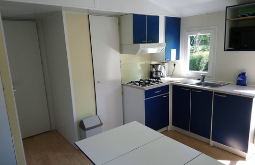 Rogny-les-Sept-Ecluses RV Rental | Camping des Lancieres
