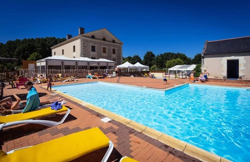 Brissac-Quince House | Camping de l'Etang* - Unusual Nature Cyclo Tent 2 rooms for 2 people - Without sanitary facilities - Without kitchenette