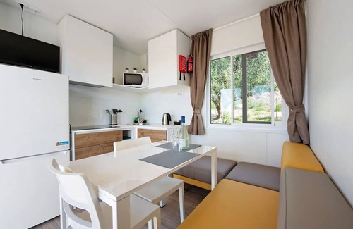 Predore RV Rental | Camping Eurovil
