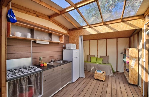 Anneyron House | Camping Flower la Châtaigneraie* - 2-room Maori Lodge tent for 2/4 people Without sanitary facilities