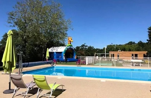 Aizenay House | Camping La Forêt * - Cottage O'Hara 884 3 Bedrooms 6 People