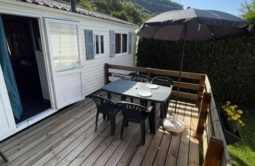 Ornans House | Camping le Chanet * - Mobil home standard ROCOCO 2 bedrooms 4 people