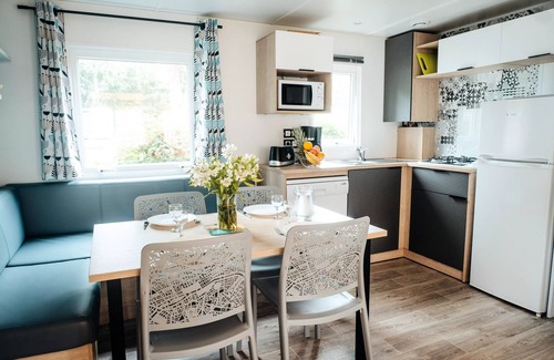 Aubazine House | Camping Le Coiroux* - 5-room mobile home for 8/10 people