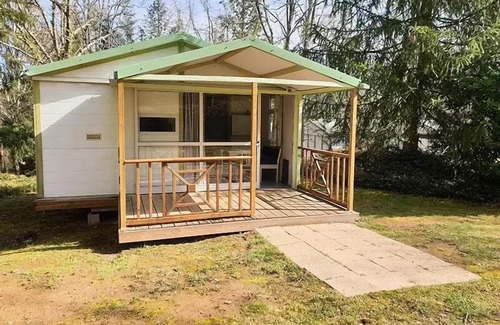 Nabirat Ski Chalet | Camping Ushuaïa Villages les Pialades * - Chalet Club 5 - 32m² with covered terrace - 2 bedrooms for 5 people