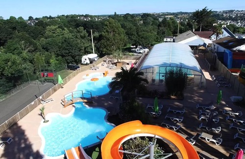 Binic House | Campsite LE PANORAMIC * - MOBILE HOME NIRVANA DUO 32m2 with semi covered terrace 4 people