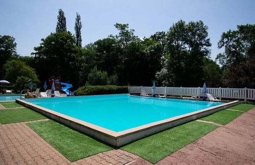 Saint-Honore-les-Bains Ski Chalet | Campsite Les Bains* - 2-room chalets for 4 people without bathrooms