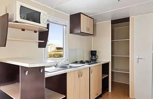 Beauvoir House | Campsite Les Pommiers du Mont Saint Michel * - Mobile home Classic 3 rooms 4 people - TV