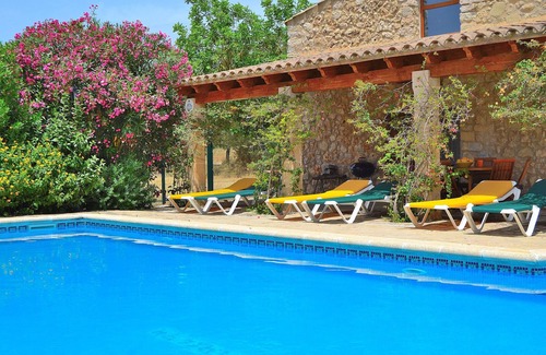 Lloret de Vistalegre Villa | Can Blanc 018 rustic finca with private pool, air conditioning, terrace and barbecue
