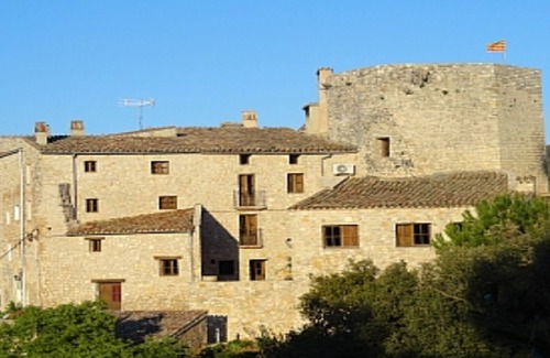 Orpi House | Can Bosch Sleeps 4 (2 Bedrooms)