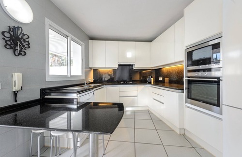 Can Furnet Villa | CAN LLUC Holiday Home with Wi-Fi, Air Conditioning, Pool, Garden and Sun Terrace