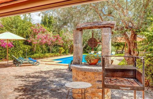 Buger Villa | Can Nany